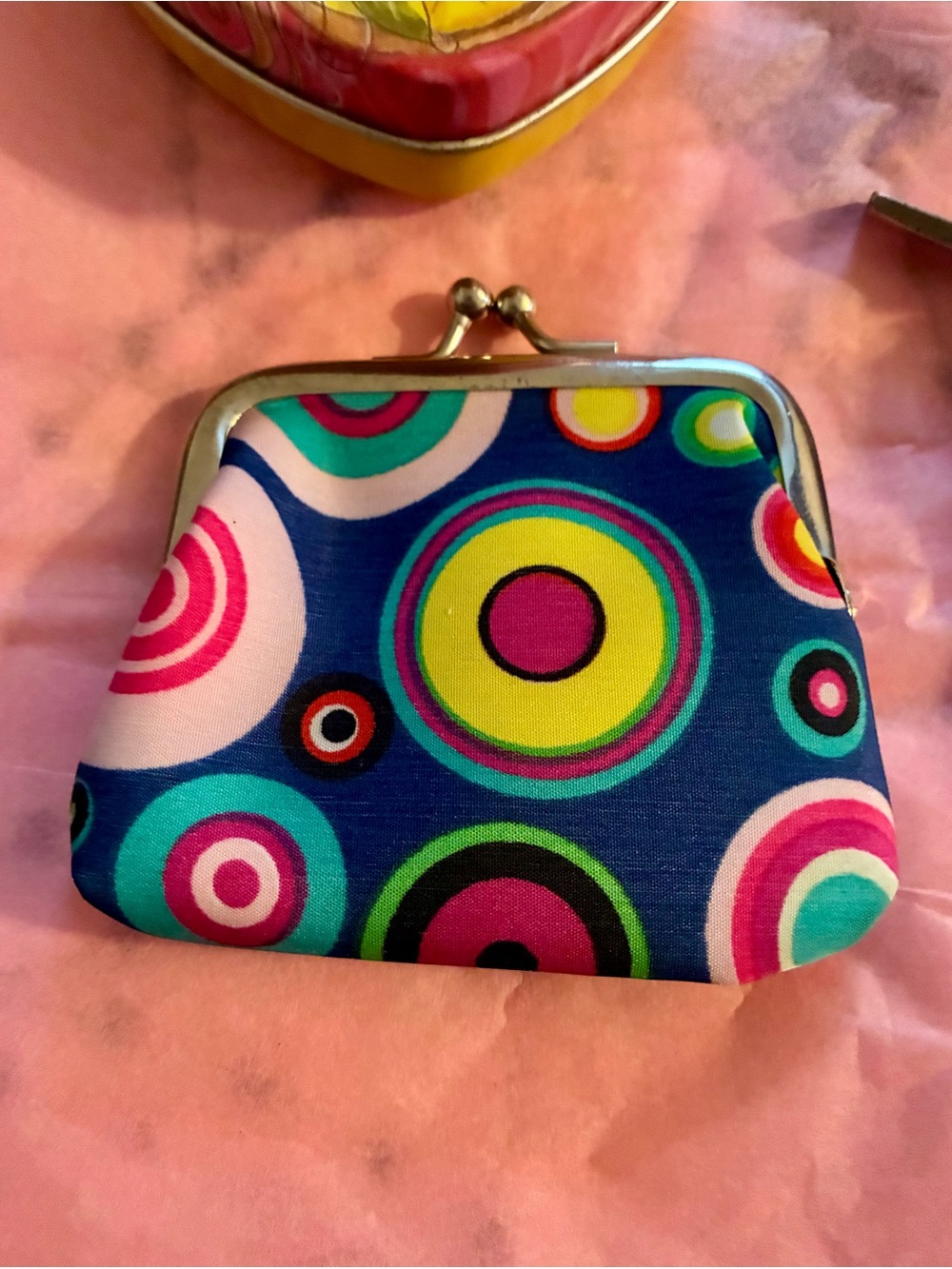 Vera Bradley Bag, Brighton Heart Tins, Fossil change purse and unbranded purse - Picture 5 of 11